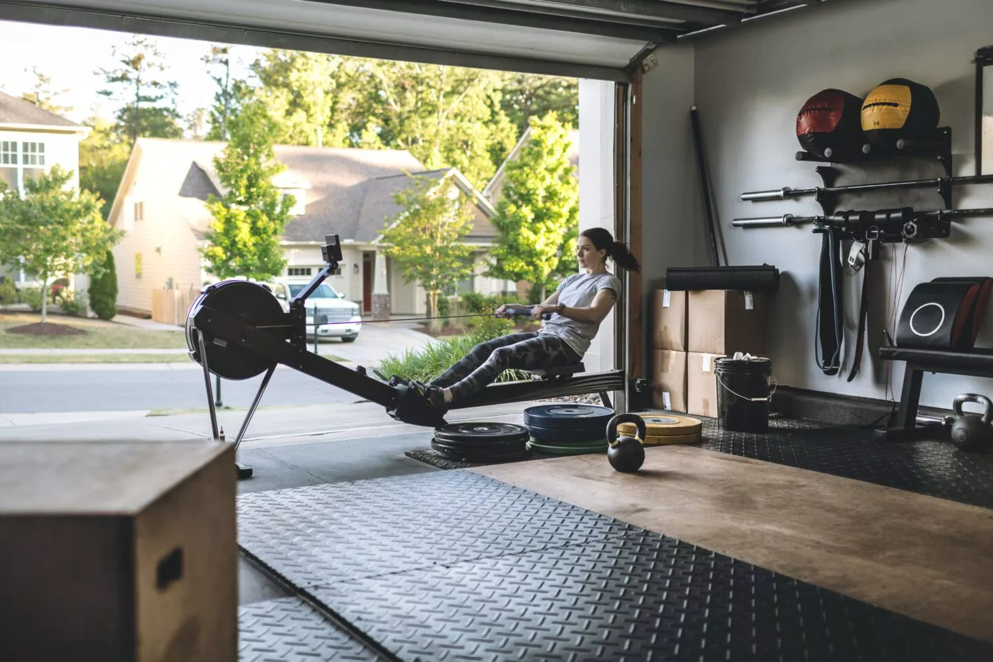 Minimalist best sale garage gym